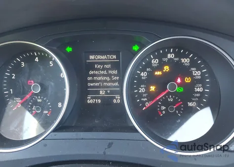 2017 Volkswagen Jetta 1.4T Se из США, поврежденный, VIN 3VWDB7AJ0HM413733